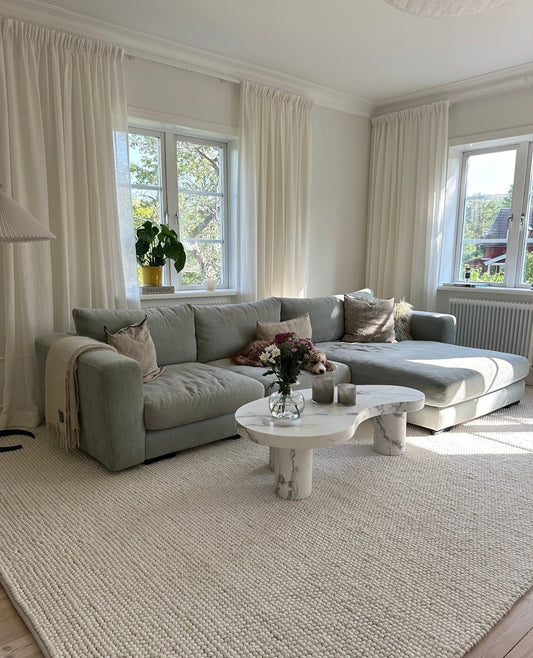13 Grey Sofa Living Room Ideas with Texture and Contrast