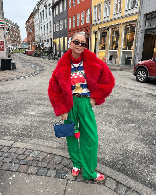13 Trending Outfits with Green Trousers 2026