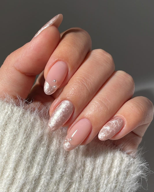 15 Chic Pearl Nail Ideas for 2026