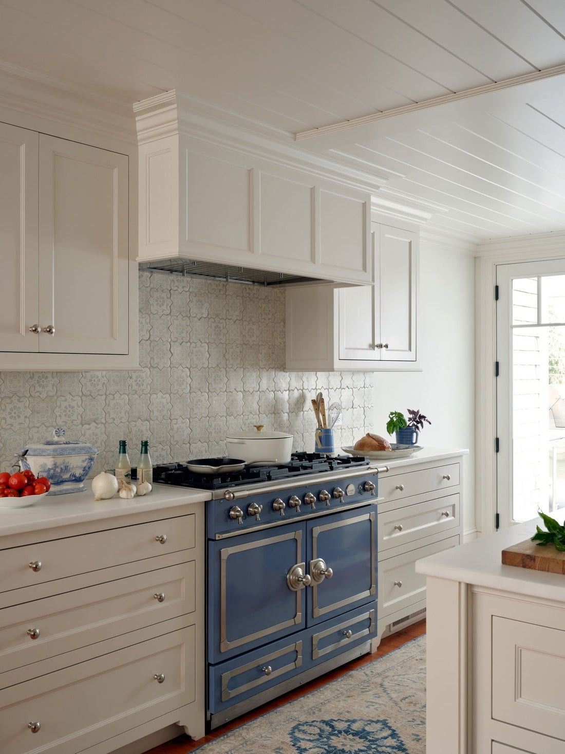 15 Stunning Vanilla Color Kitchen Ideas