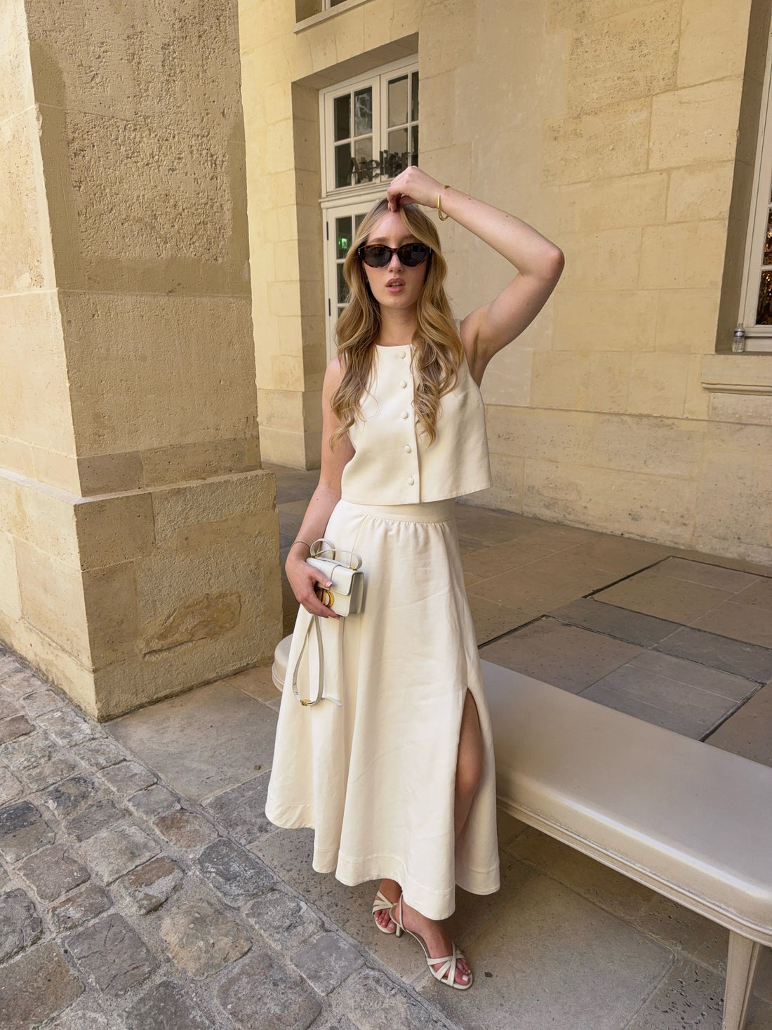 15 Polished Clean Girl Outfits