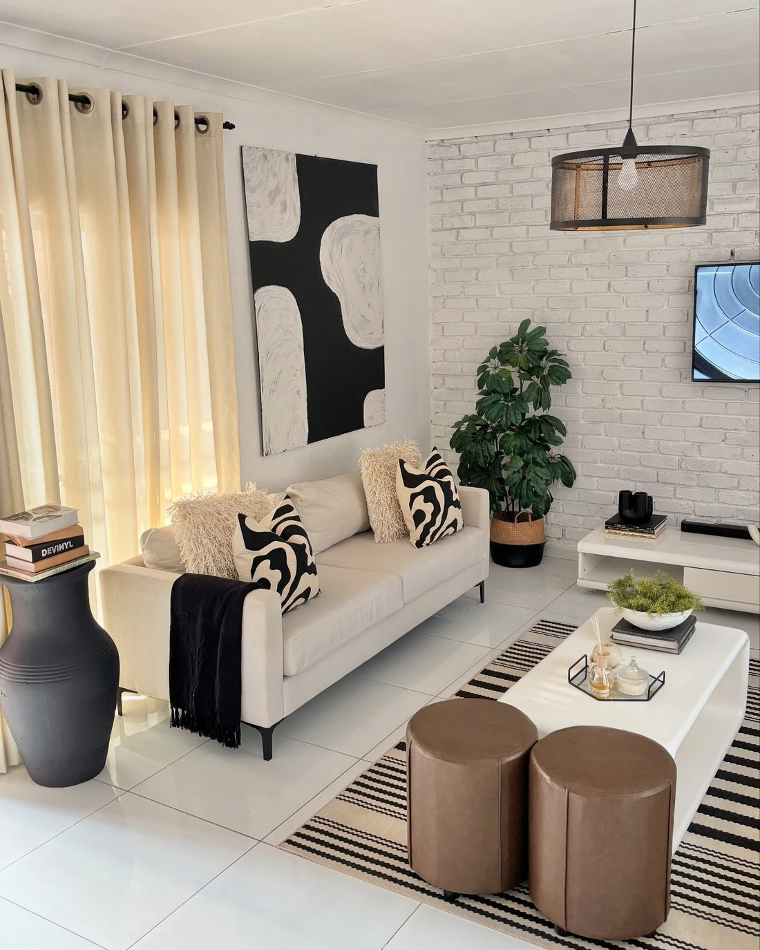 25 Warm and Cozy Living Room Ideas for a Relaxed Home