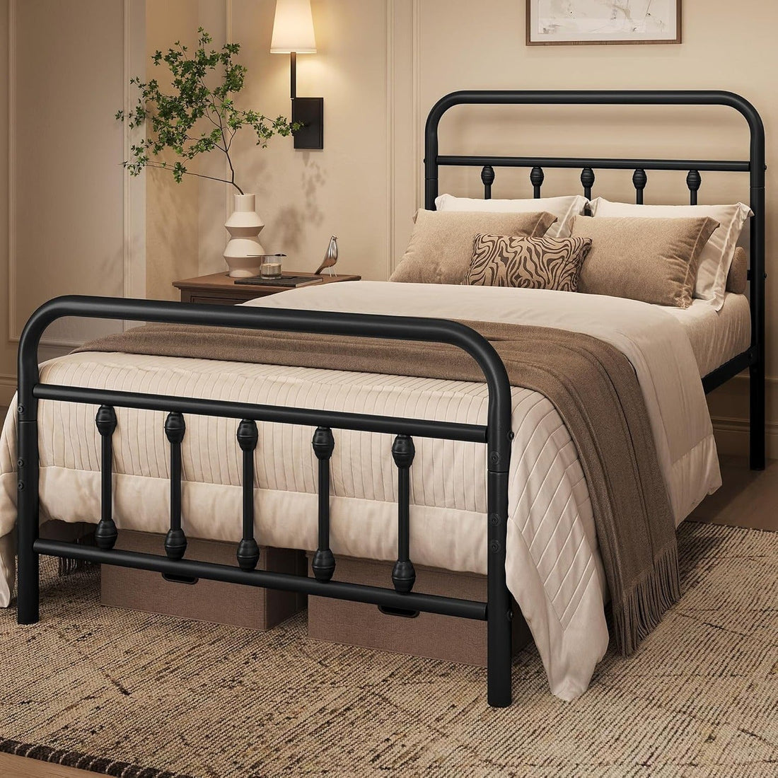 16 Metal Bed Frame Bedroom Ideas That Nail the Cozy Look