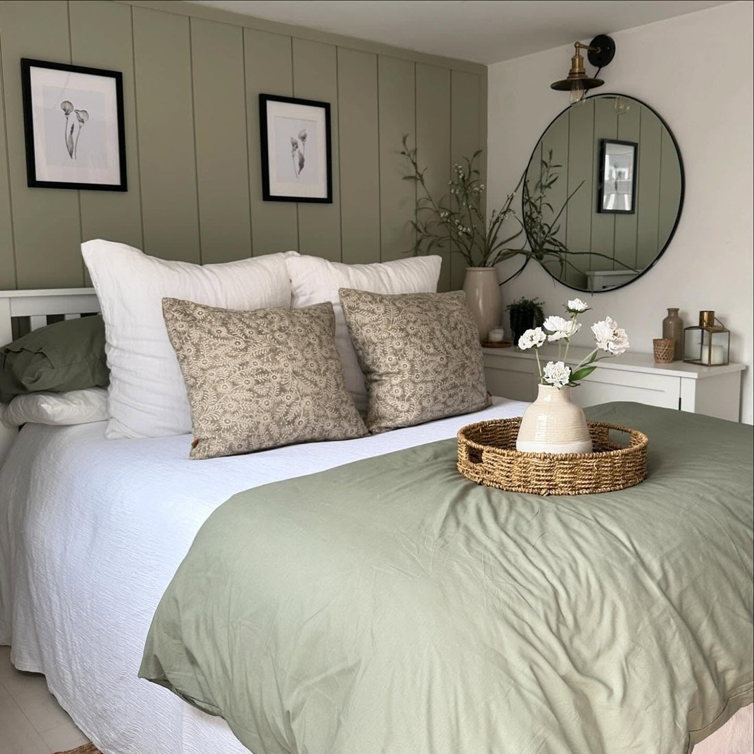 18 Light Green Bedroom Ideas to Refresh Your Space
