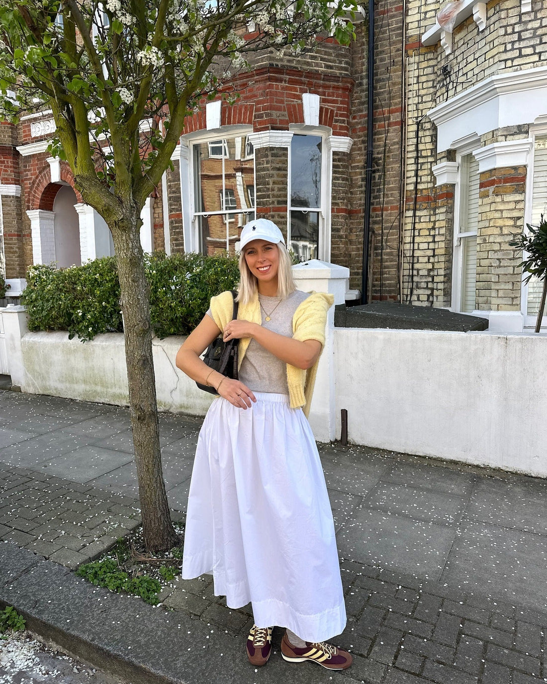 13 Perfect Outfits with a White Skirt 2026