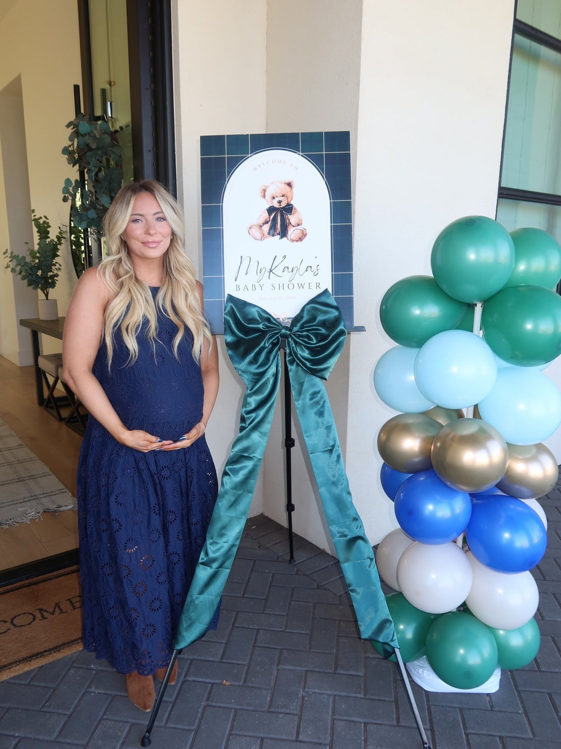 16 Stunning Baby Shower Outfits for Mom 2026