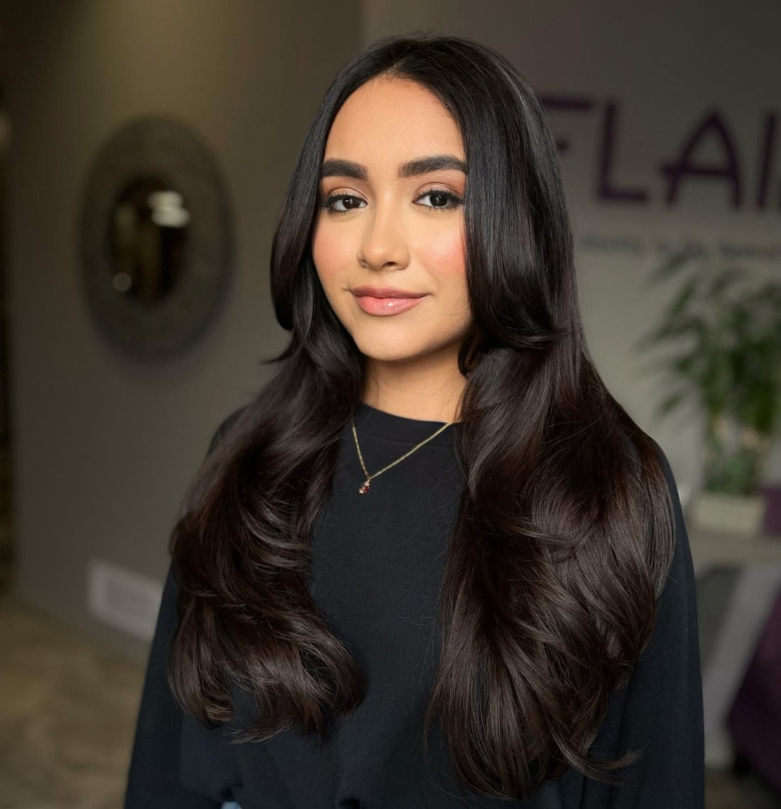 25 Glam Dark Hair Color Looks Worth Saving