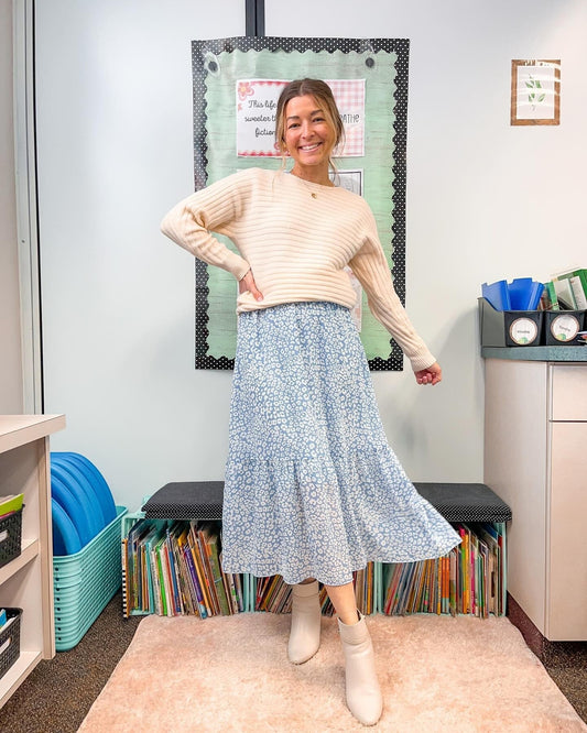 15 Genius Teacher Outfits Inspiration