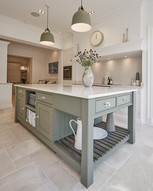 13 Luxury Villa Style Kitchen Ideas for Inspiration