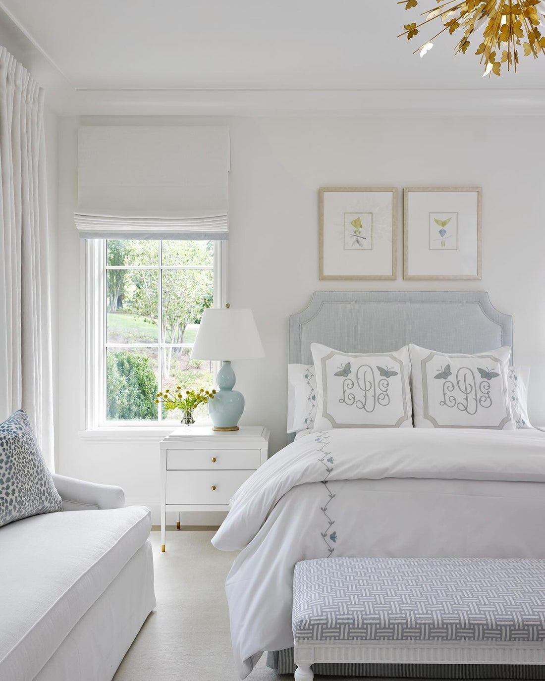 20+ White Bedroom Ideas for a Dreamy Makeover