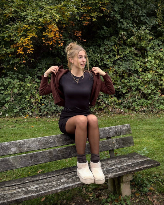 15 Cozy Outfits with Ugg Boots