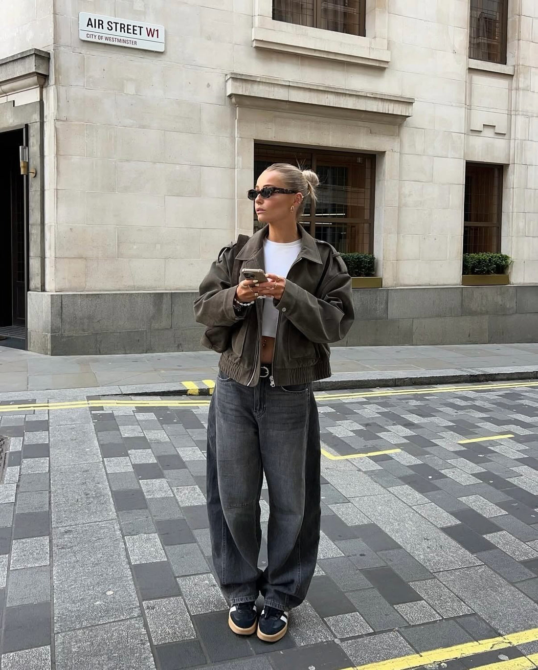 13 Elevated Outfits with Baggy Jeans