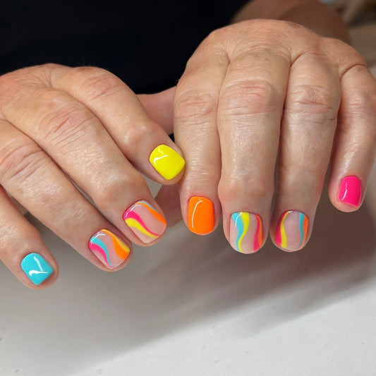 13 Easy Short Summer Nail Ideas You'll Save