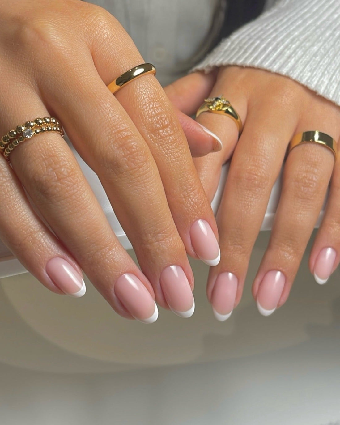 13 Pretty Almond French Tip Nail Ideas