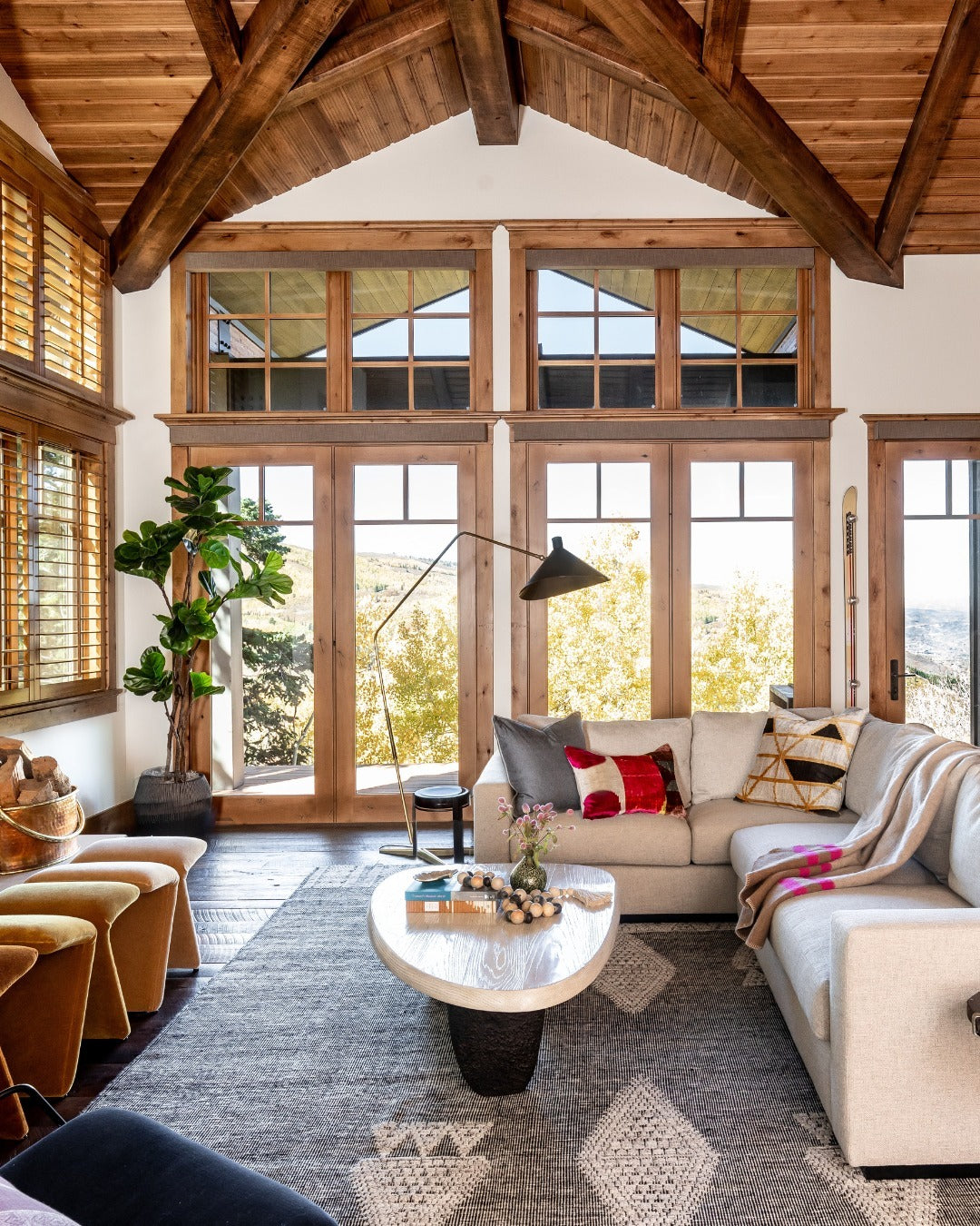 14 Cabin Living Room Ideas for Relaxed Style