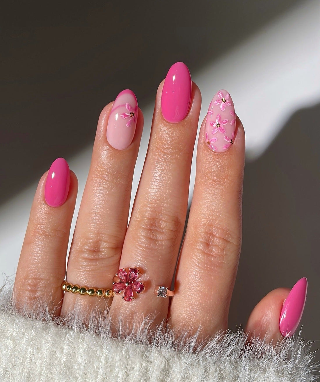 18+ Fun Pink Nail Ideas Worth Copying