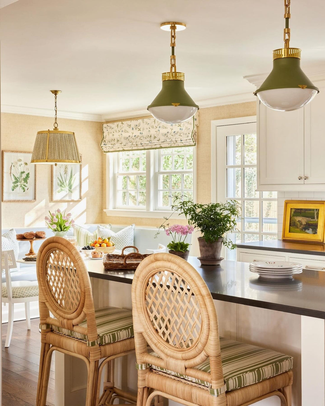 15 Kitchen Centerpiece Ideas That Feel Fresh