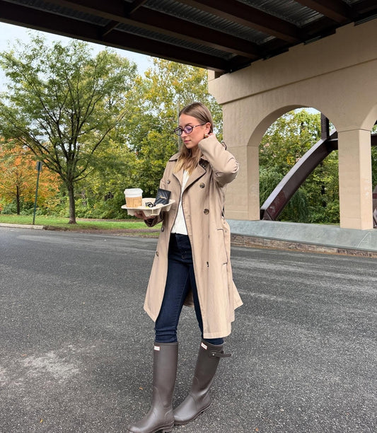 18 Stylish Neutral Outfits for Women