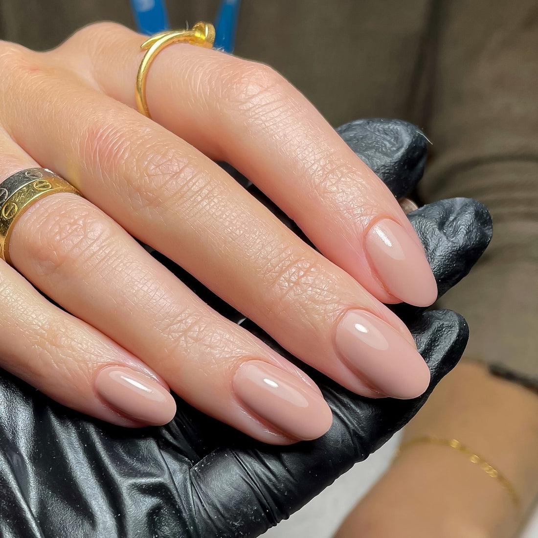 15 Trendy Subtle Nail Ideas