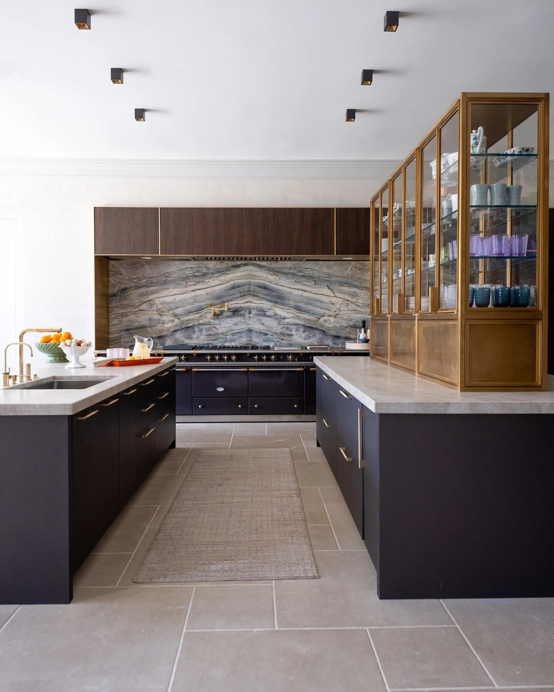 20 Dark Cabinets Kitchen Ideas With Serious Style