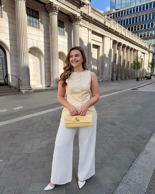 13 Chic Outfits with Linen Pants