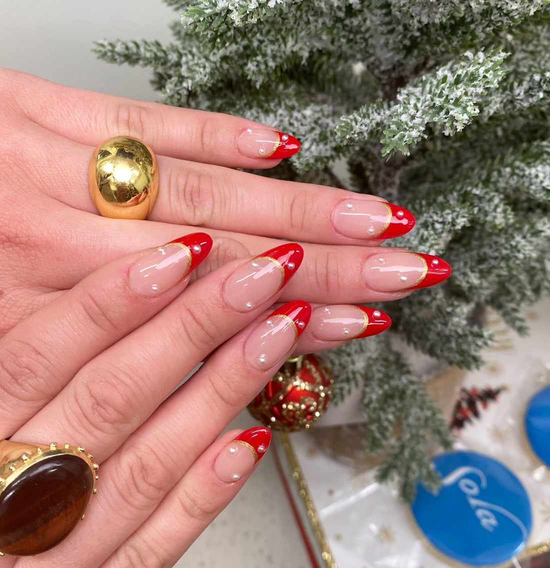 15 Pretty Christmas French Tip Nail Ideas