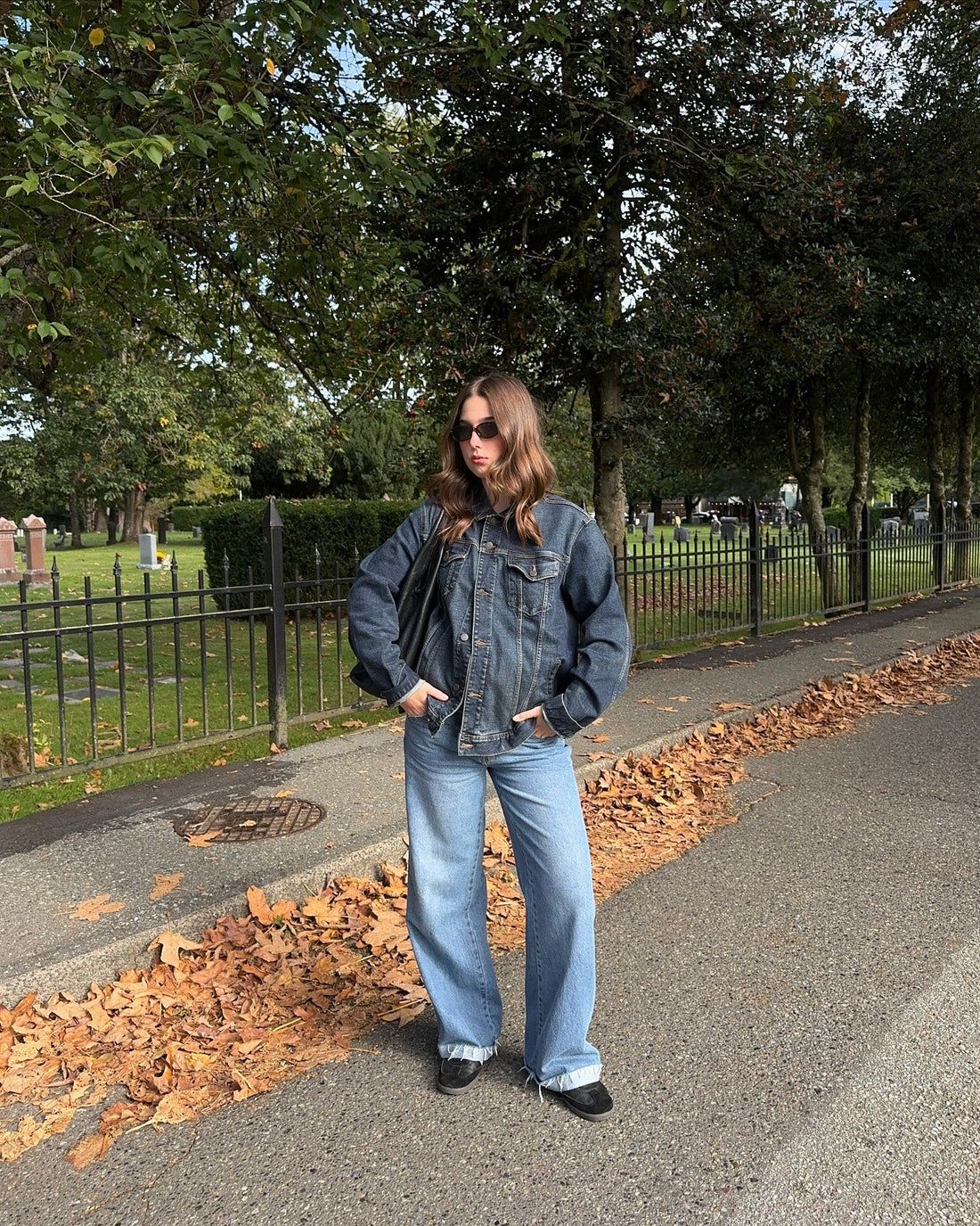 13 Simple Outfits with a Jean Jacket