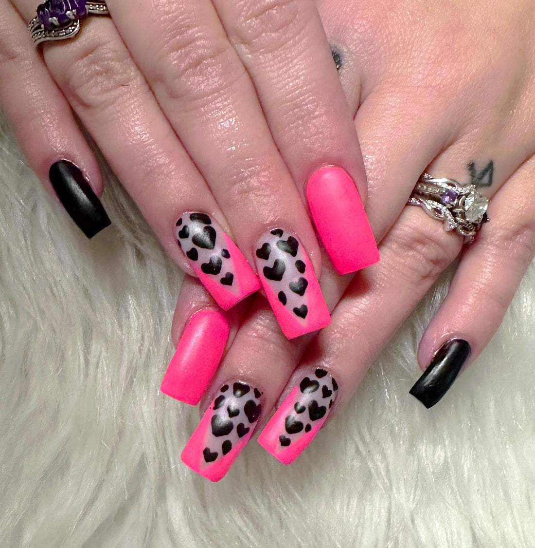 13 Hot Pink and Black Nail Inspo