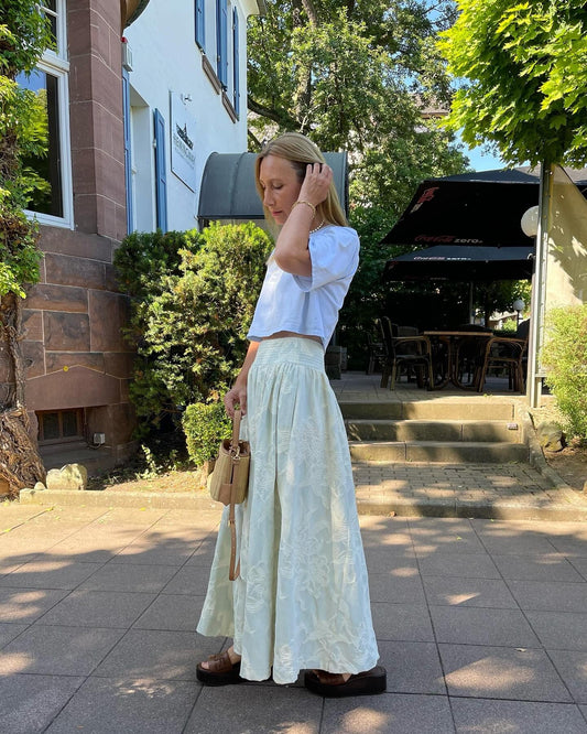 15 Must-Try Outfits to Wear with Maxi Skirts 2026