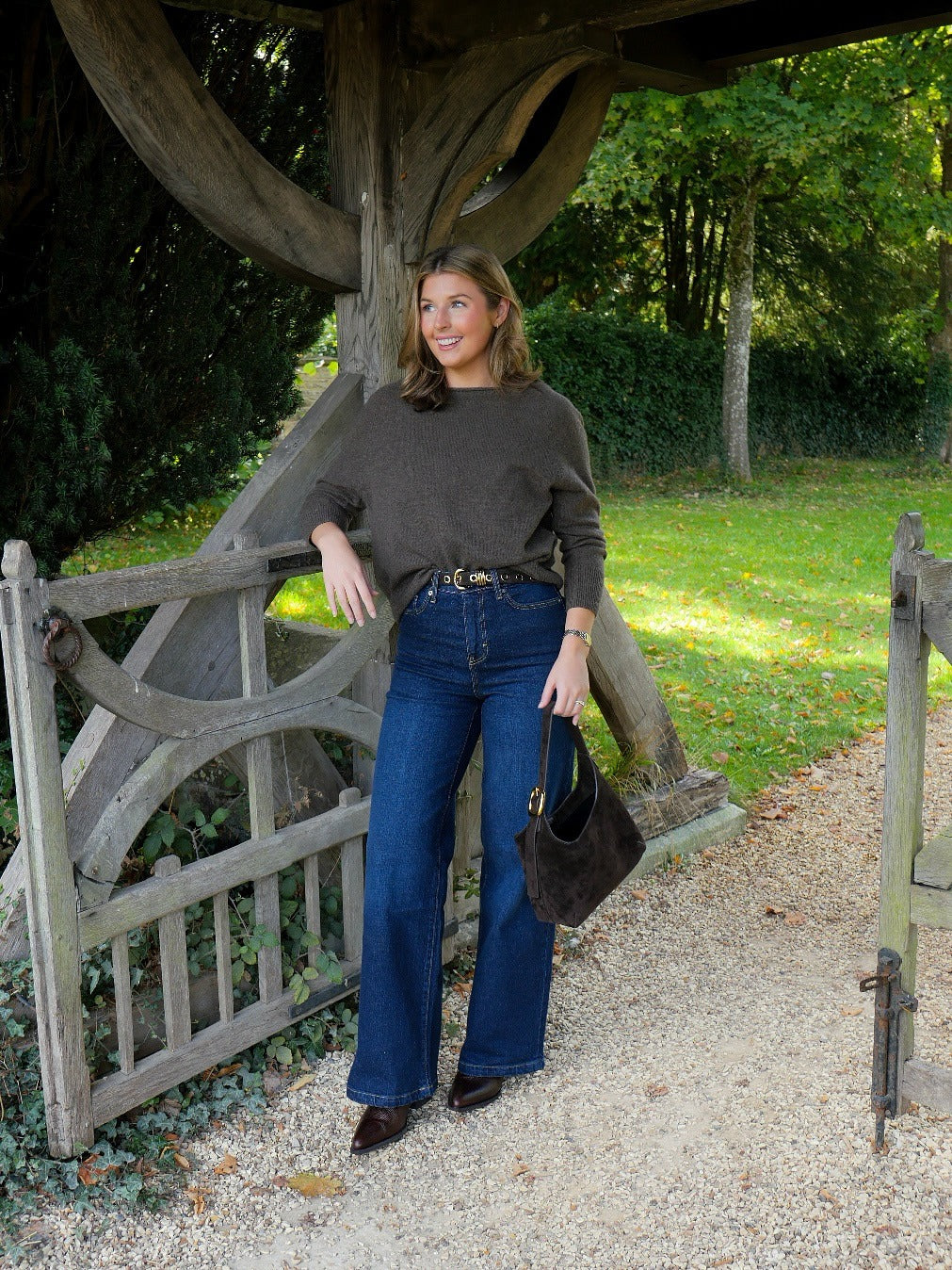 13 Go-To Outfits with Jeans Guide 2025