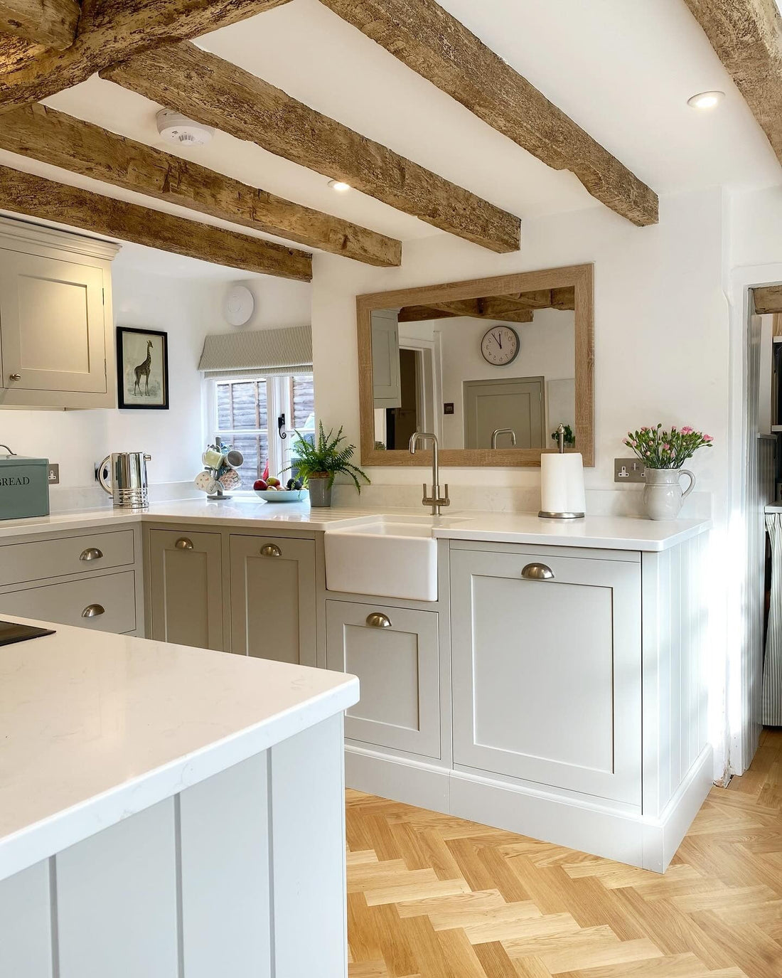 13 Classic Bungalow Kitchen Ideas