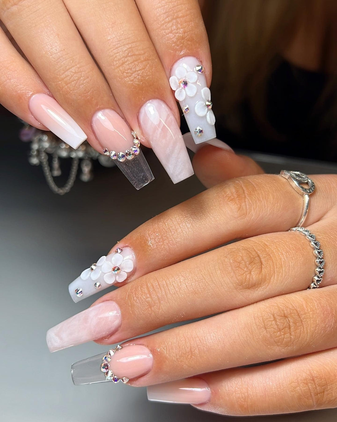 16 Glam Prom Nail Ideas 2026
