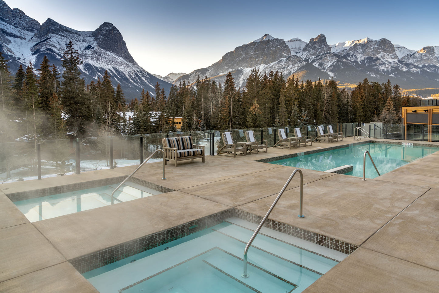 The Malcolm Hotel Review: A Luxurious Retreat in the Alberta Rockies