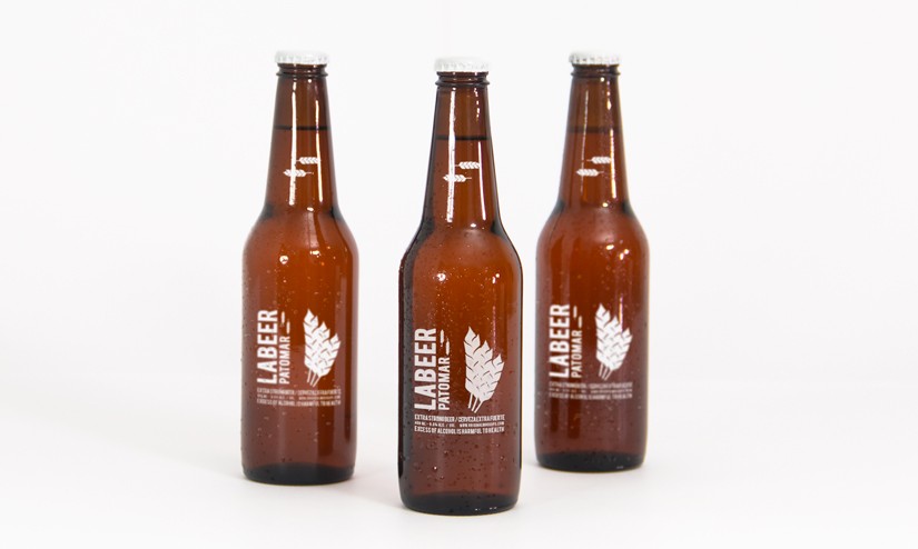 Free Clean Beer Bottle Label (Mockup)