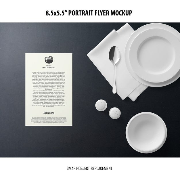 Free 5.5X8.5'' Portrait Flyer Mockup Psd