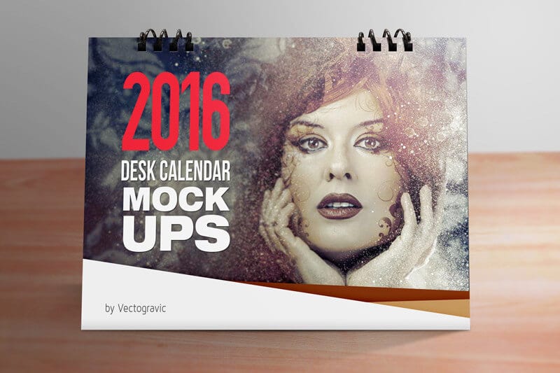 Free Desk Calendar Mockup