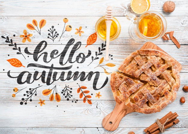 Free Above View Fall Season Arrangement On Wooden Background Psd