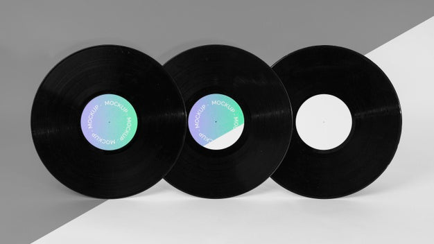 Free Abstract Retro Vinyl Disk With Packaging Mock-Up Psd