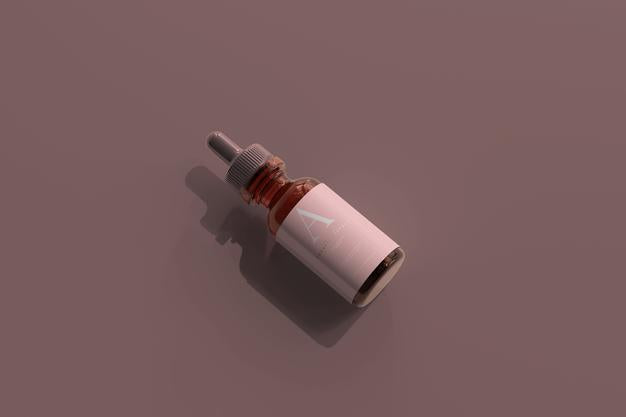 Free Amber Glass Dropper Bottle Mockup Psd