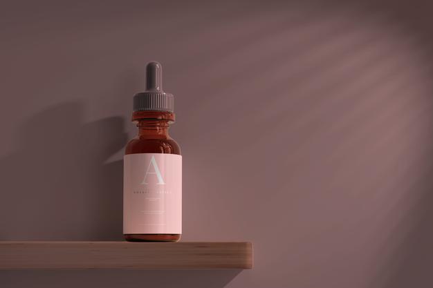 Free Amber Glass Dropper Bottle Mockup Psd