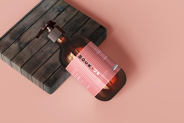 Free Amber Glass Pump Bottle Mockup Psd