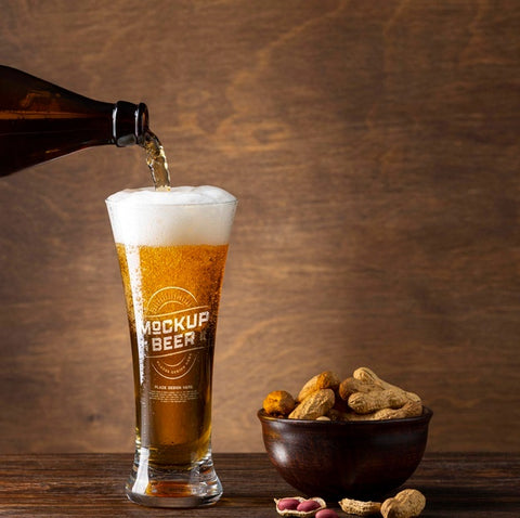 Free American Style Beer Glass Mockup Psd