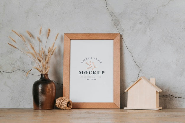 Free Arrangement With Mock-Up Frame Indoors Psd