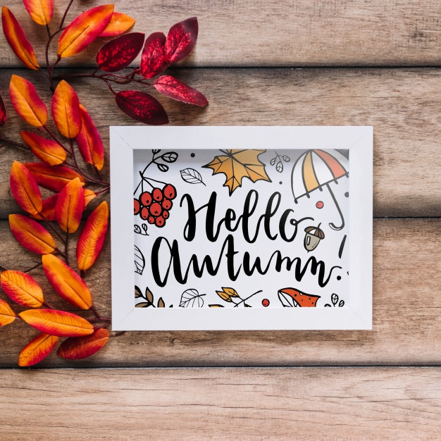 Free Autumn Mockup With Frame Psd