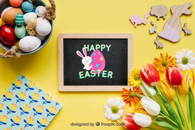 Free Beautiful Easter Mockup With Slate Psd