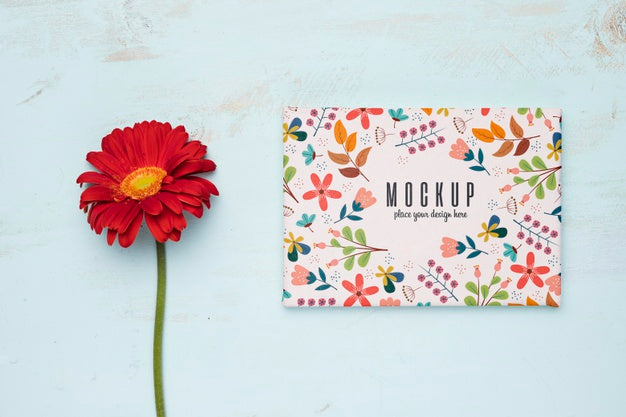 Free Beautiful Floral Concept Mock-Up Psd