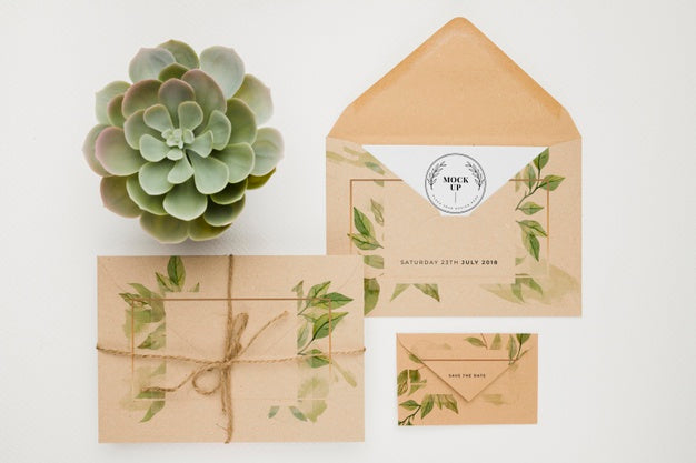 Free Beautiful Floral Invitation Concept Mock-Up Psd