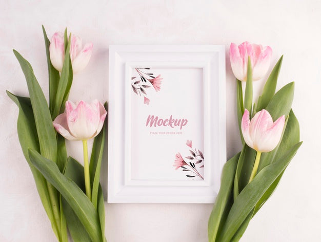 Free Beautiful Flower Concept Mock-Up Psd