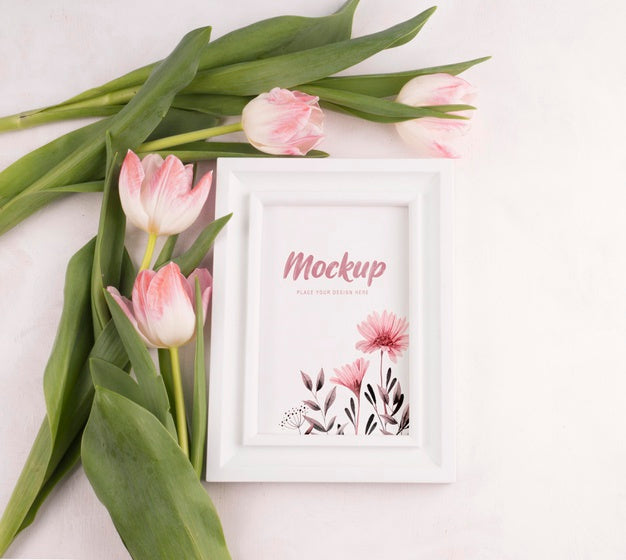 Free Beautiful Flower Concept Mock-Up Psd