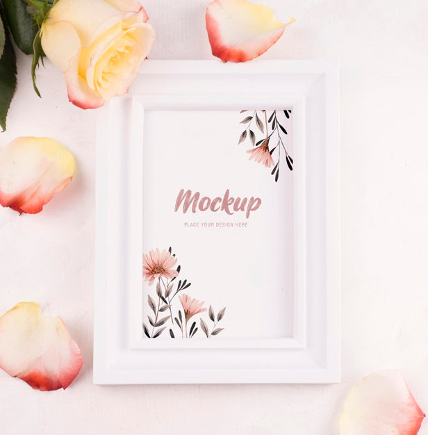 Free Beautiful Flower Concept Mock-Up Psd